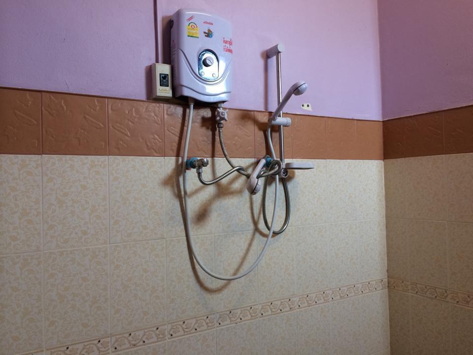 Soutjai Guesthouse&Restaurant Vang Vieng Extérieur photo
