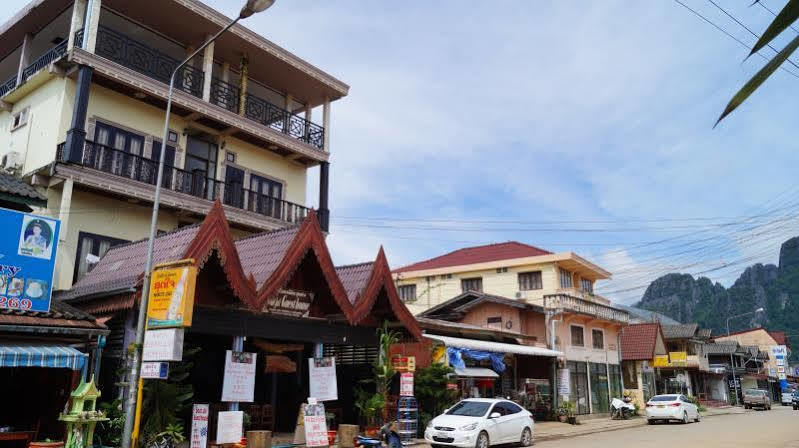 Soutjai Guesthouse&Restaurant Vang Vieng Extérieur photo